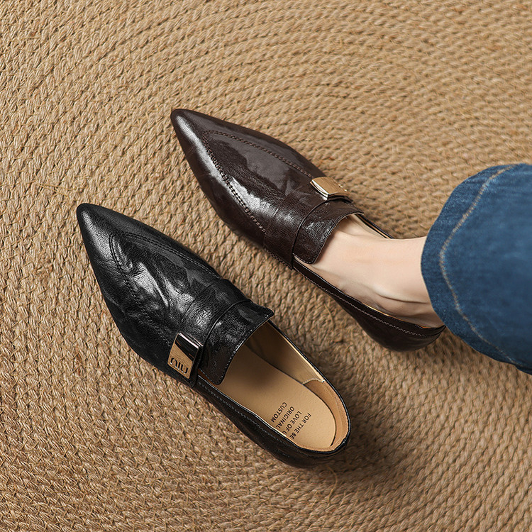 Deep Mouth Flat Shoes - Style k.html