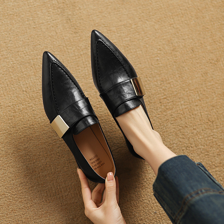 Deep Mouth Flat Shoes - Style s.html