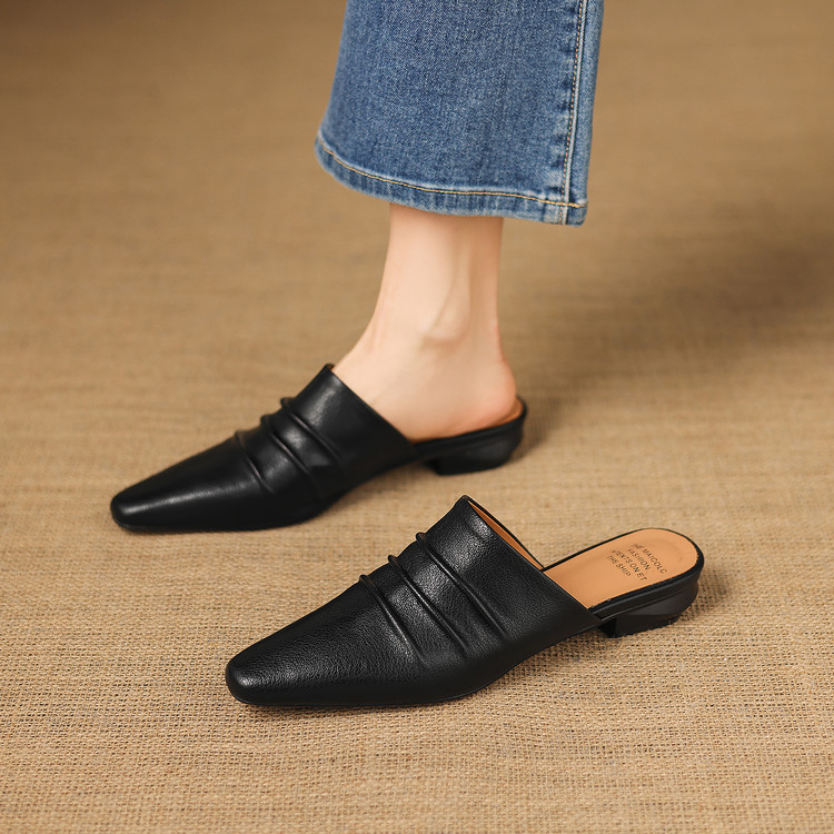 Unisex Sheepskin Leather Closed Toe Slippers with Chunky Heel